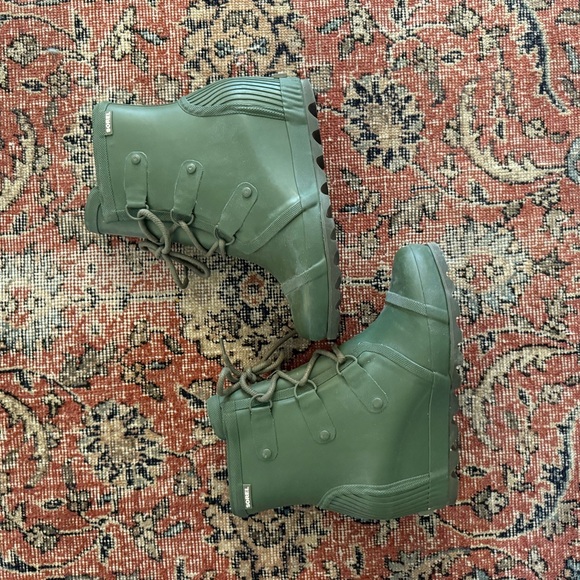 Sorel Shoes - Sorel Green Waterproof Boots